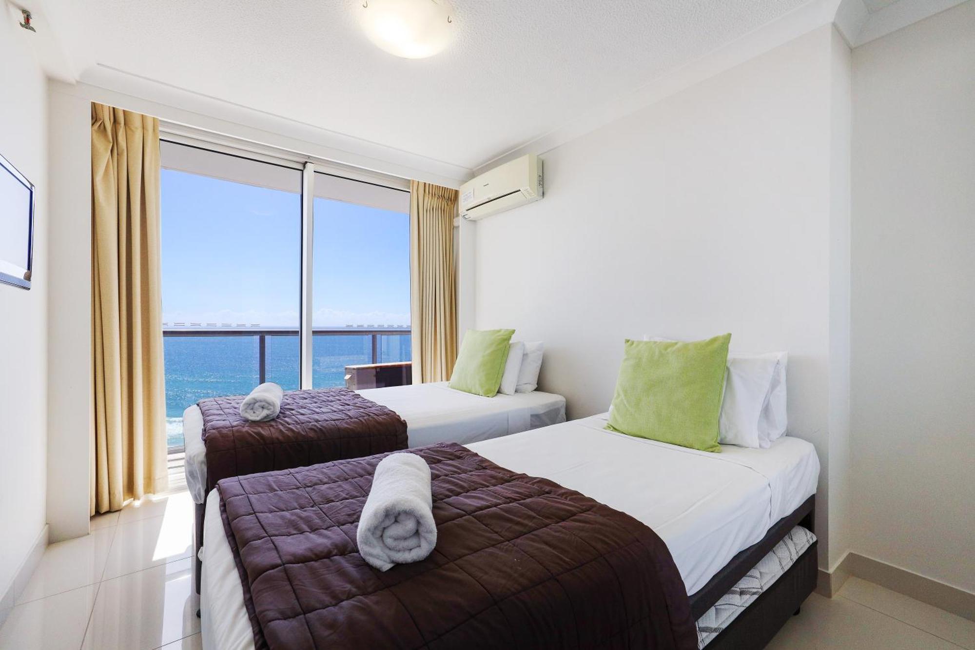 Peninsula Apartments Managed By Gchs غولد كوست المظهر الخارجي الصورة